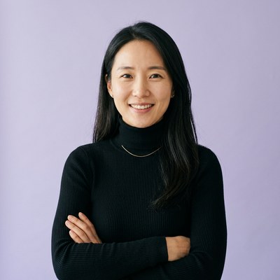 정민아